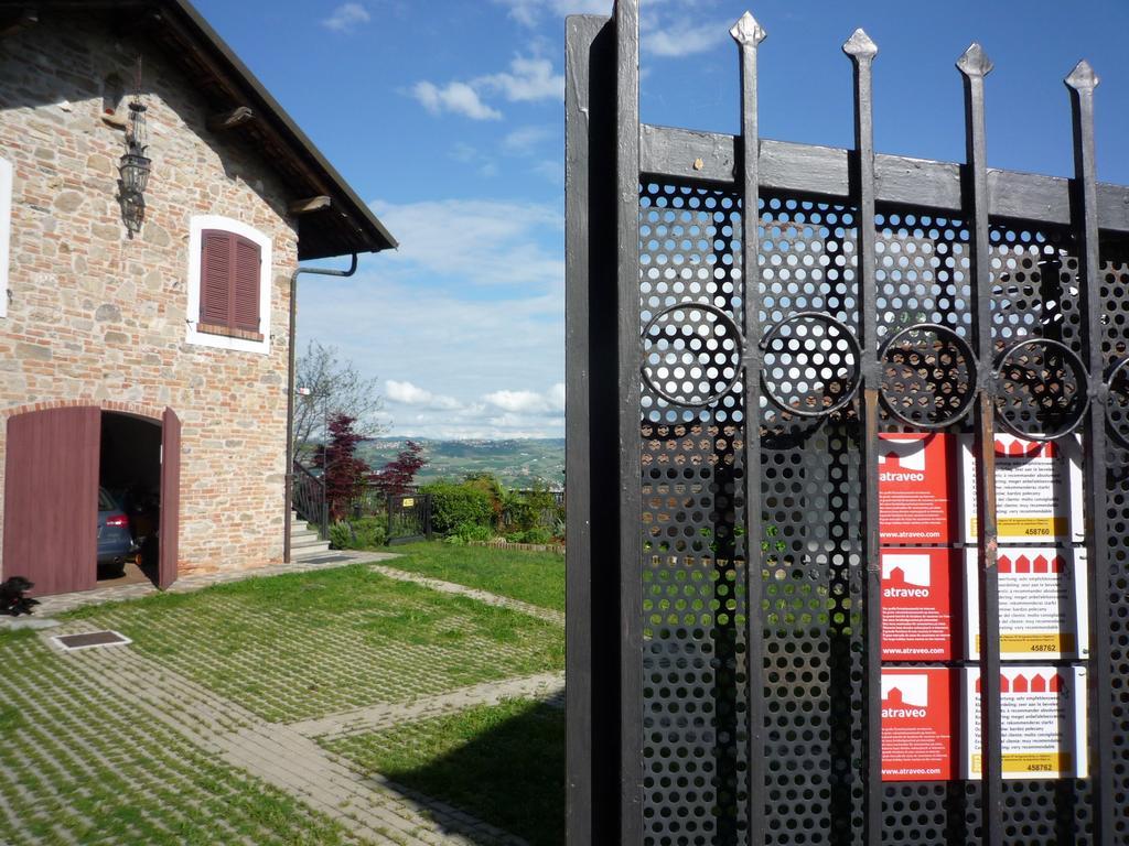 La Vigna Del Parroco Apartamento Verduno Quarto foto